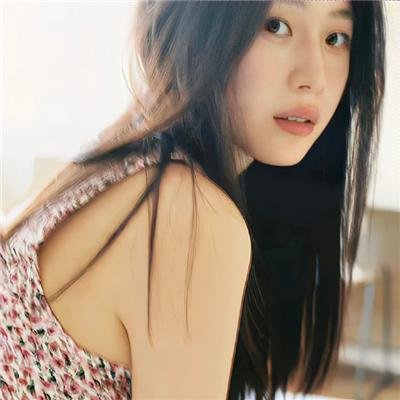 车站的马博布海报